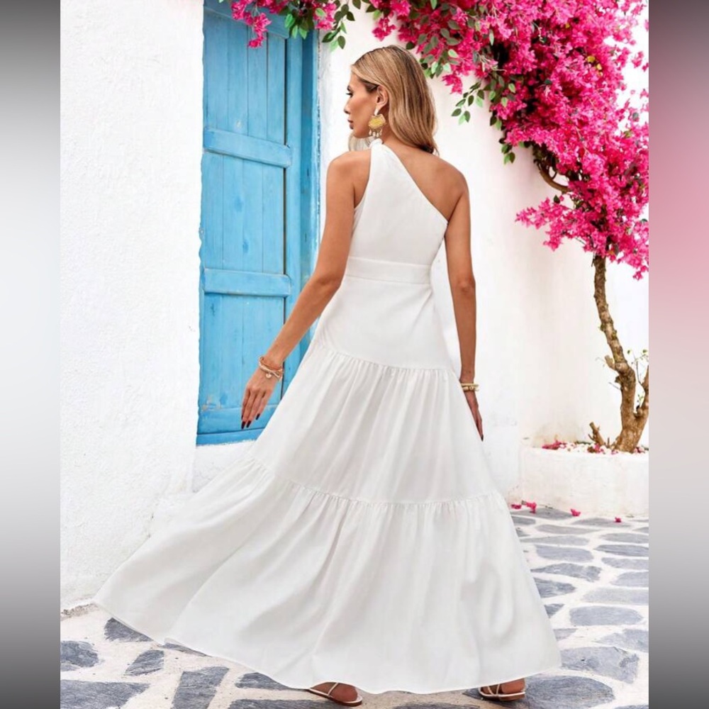 Elegant White One-Shoulder Dress - Picture 2 of 5